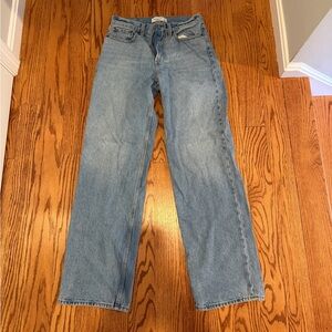 Abercrombie Slouchy Jeans - Size 26 Long - Mid Rise